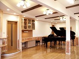 ピアノホール